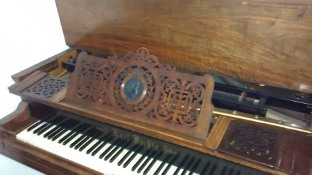 piano karl buchta 5500 czk